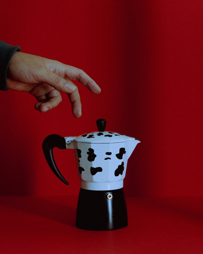 Por qué preparar café en casa , Ahorremos dinero.